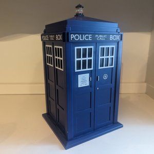 Doctor Who TARDIS cookie jar